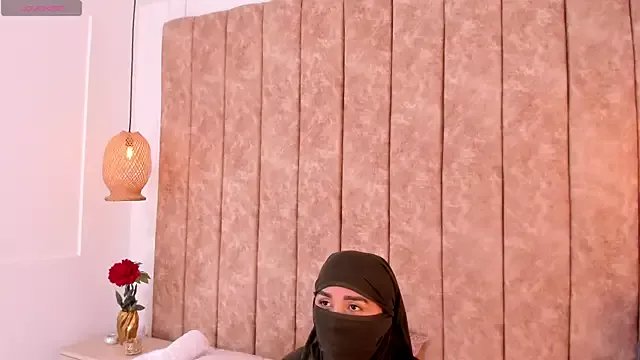 _alishaa_c from StripChat is Freechat