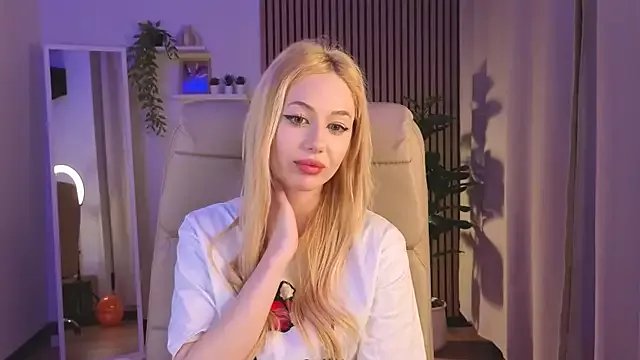 _K1sa_ from StripChat is Freechat