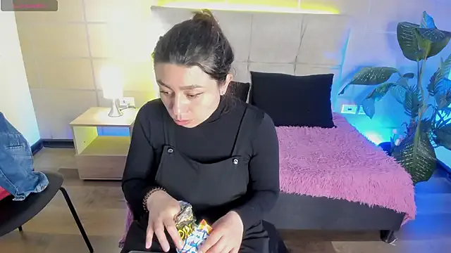 StripChat _michonne_ is Freechat _michonne_ — control nora 10 min + cum real