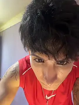 _Tomy08calderon on StripChat