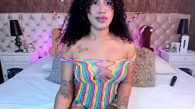 AfricaBell on StripChat