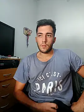 StripChat agustinn_r is Freechat agustinn_r — Take off the t-shirt