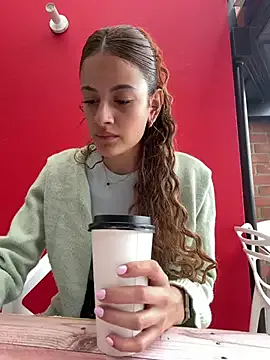 alana15 from StripChat