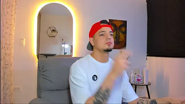 alejandro_calderon1 — show  cum  , cloudys.