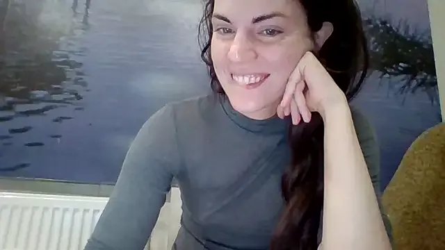 AliceTailor from StripChat is Freechat