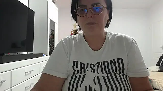 Amandamuller1982 on StripChat