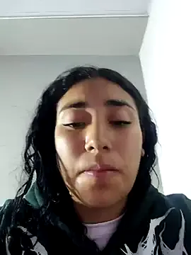 AmberGold- — SHOW TITS AND PLAY