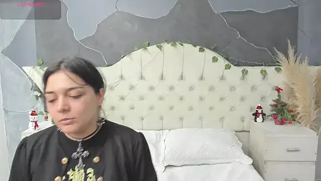 AmberGreyy_ from StripChat is Freechat