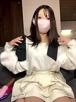 amu_nyan_cute model from StripChat