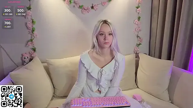 Anadeyaaa — Freechat on StripChat