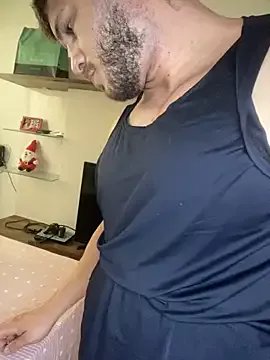 Andeilson1999 from StripChat is Freechat