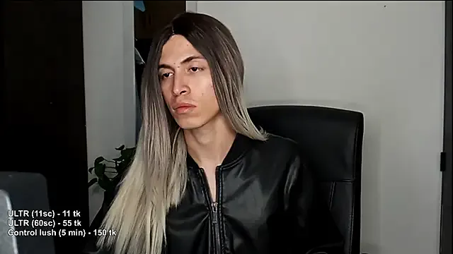 Andy_Roses on StripChat