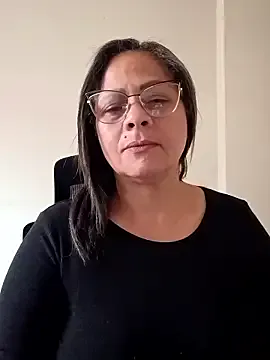 Angie_milf50 on StripChat