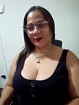 Angie_milf50 on StripChat