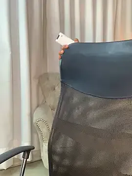 Auri__ — spit my pussy