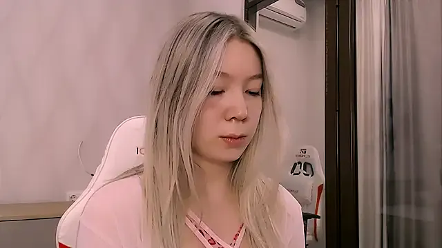 Babby_Rabbit on StripChat