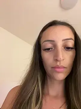 BelleLouiseVp on StripChat