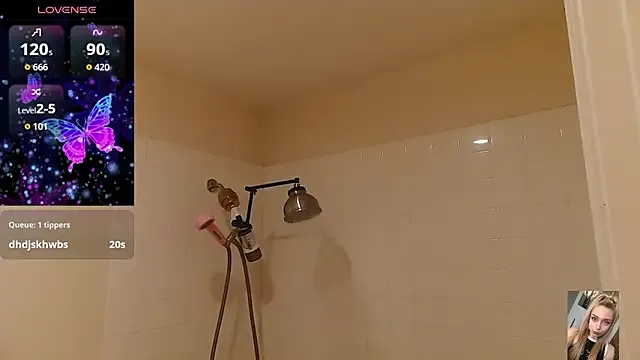 Blondiewithanass — double penetration