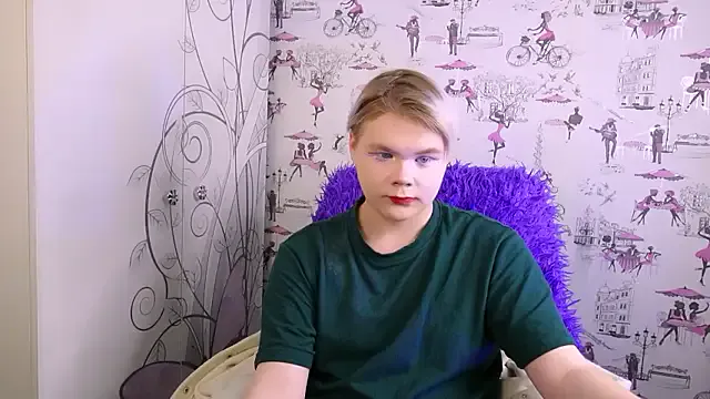 Brian_Mils — Undress completely for 3 minutes