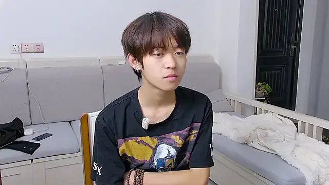 buding-001 from StripChat