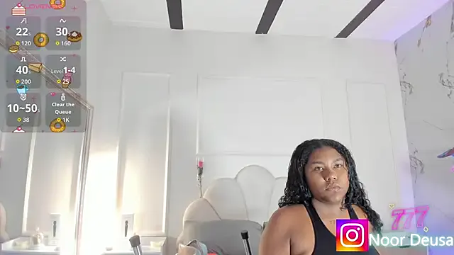 Candaceoweens — Destroy my pussy x 4 min + squirt