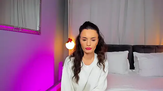 CarlaWhite on StripChat