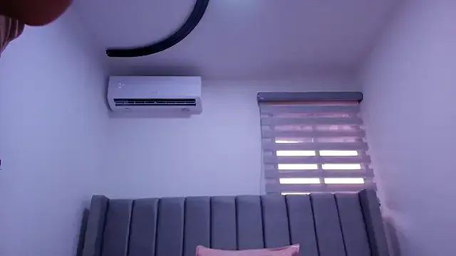 StripChat carol_juicyy is Freechat carol_juicyy — squit anal