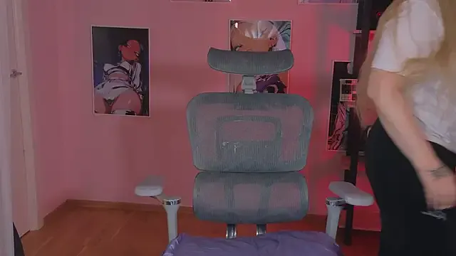 StripChat carolina_elf is Freechat carolina_elf — spanking no panties / wheel - 77