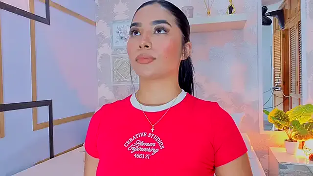 CharlotteGraay on StripChat