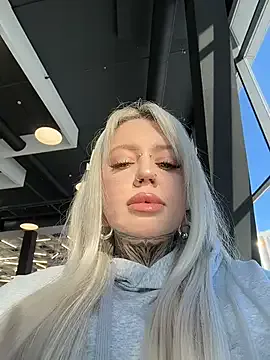 StripChat Chiibi is Freechat Chiibi — Sucking a dildo with profuse salivation