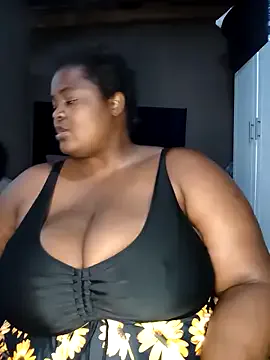 ChubbyLucia — Lets have fun daddies 