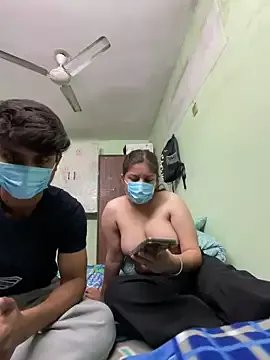 Cute_hotzara from StripChat is Freechat