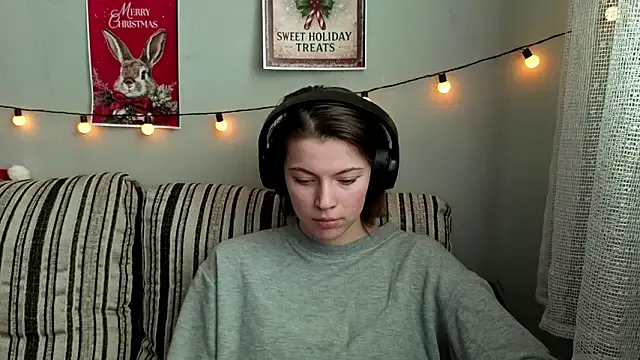 CutieAnny on StripChat
