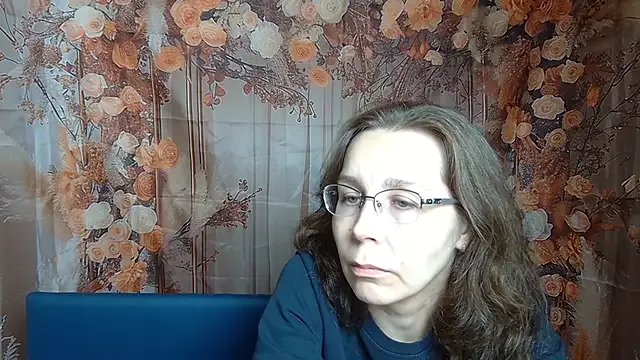 DaisyEdit from StripChat is Freechat