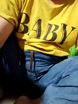 Daisyy-xxx on StripChat