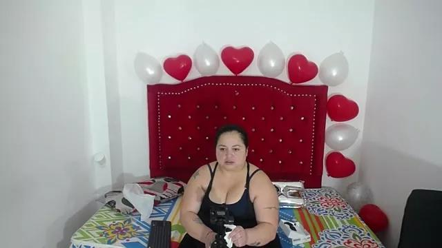 Danna_chubby from StripChat is Freechat