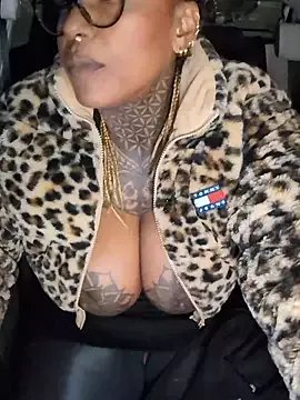 DarkDea from StripChat is Freechat