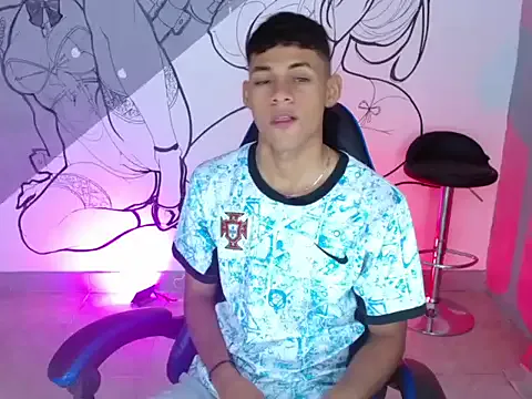 deivid_bigcock1 on StripChat