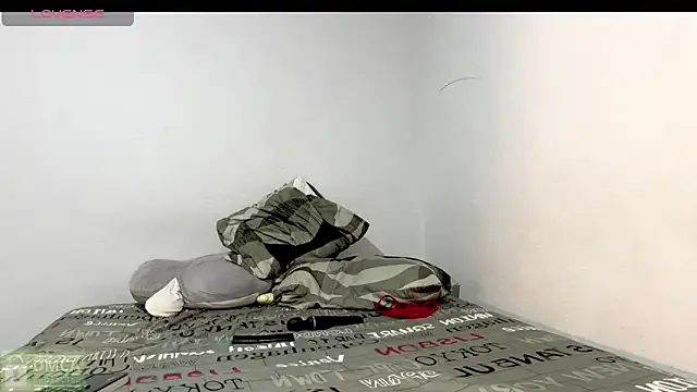 DirtySoulmates — Get naked and blowjob