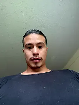 DominickVegas on StripChat
