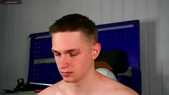 dustyn_fox — Show soft and make it hard