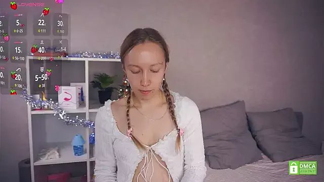 EarnestineGyllenband from StripChat is Freechat