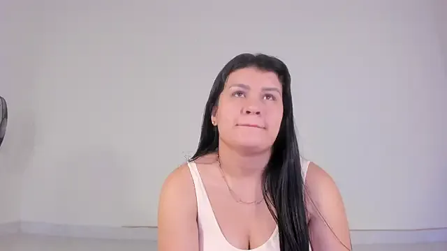 Elalove_ — squirt in pvt