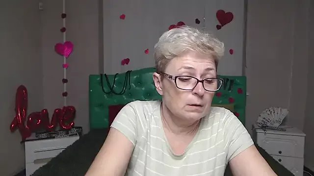 EmiliaGree from StripChat is Private