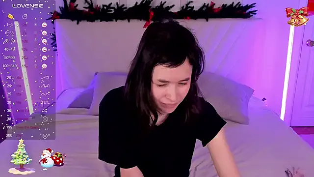 Emily_Strikeee on StripChat