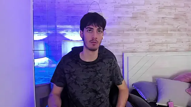 Emir_Ozan_ — Slap ass with paddle