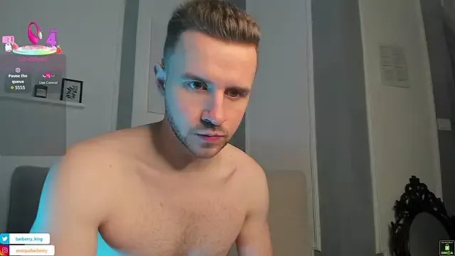 EnriqueBarberry from StripChat is Freechat