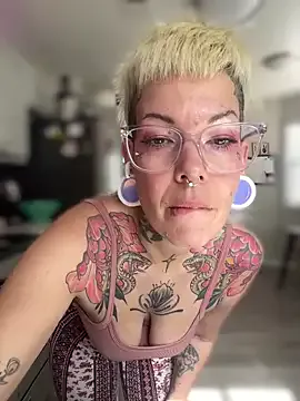 StripChat Eva_Monroe- is Freechat Eva_Monroe- — Titty suck