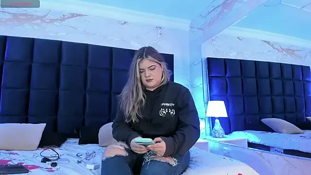 EVELIN_MASON on StripChat