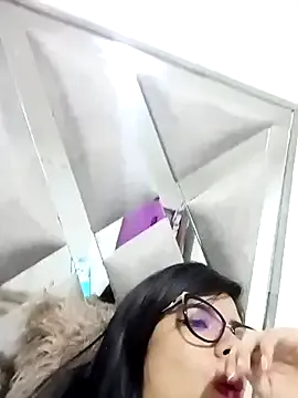 evelingjoyy on StripChat